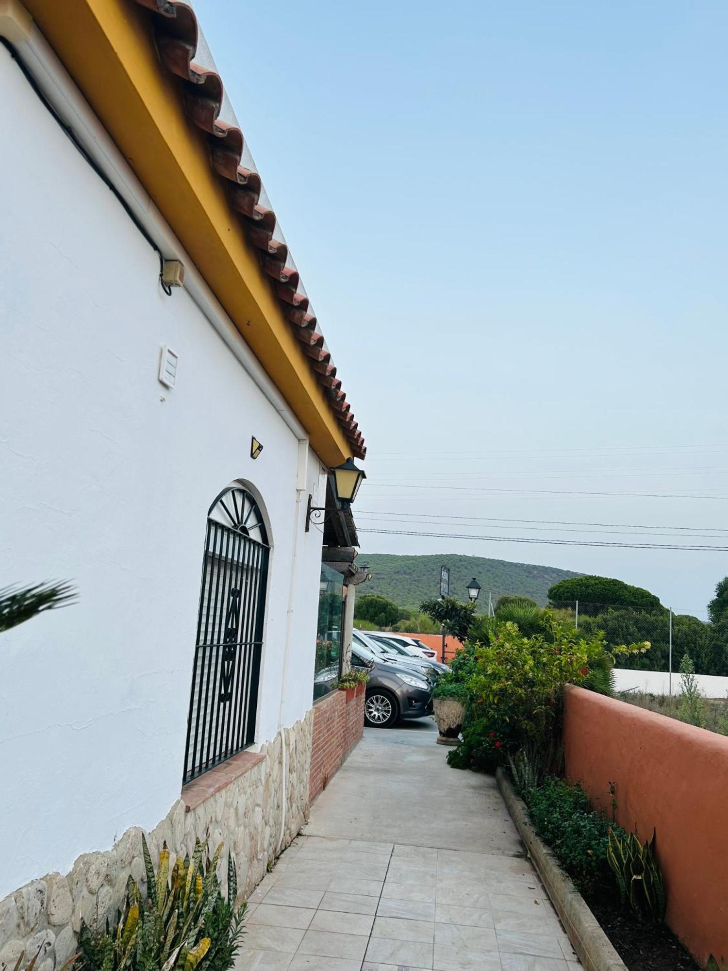 Hostal Cafeteria El Mero Zahora Exterior photo